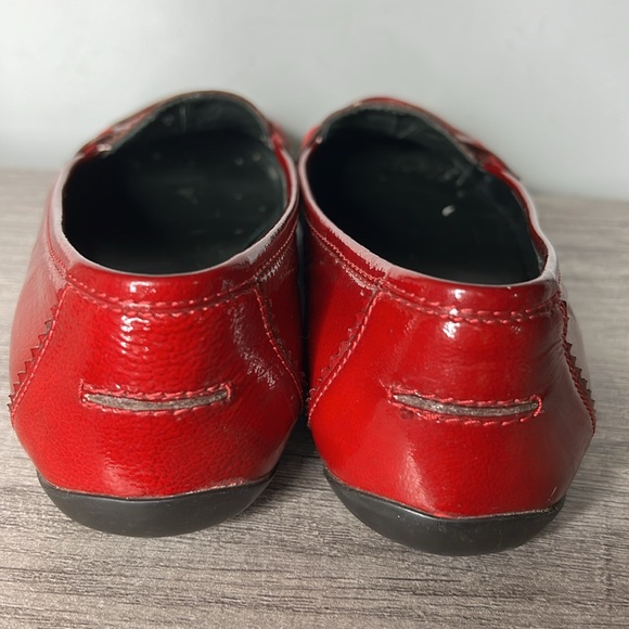 Donald J. Pliner Couture Halla Red Patent Leather Loafer size 8.5 - Picture 6 of 9